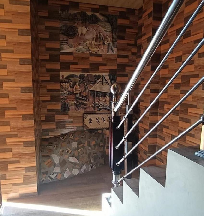 Anuppam Home Stay Kulu Zewnętrze zdjęcie